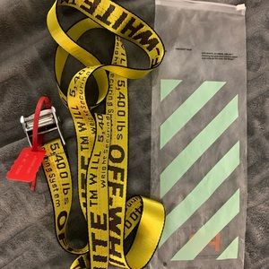 Off-white Belt (1st edition, great condition!!)